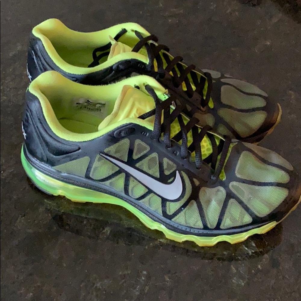 highlighted nike shoes